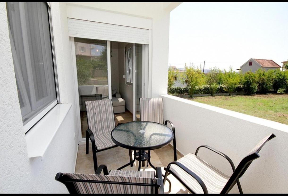 Apartmani Begovic Bar Buitenkant foto