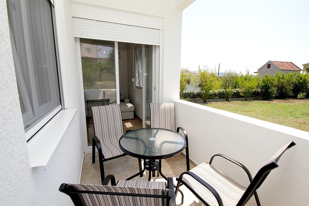 Apartmani Begovic Bar Buitenkant foto