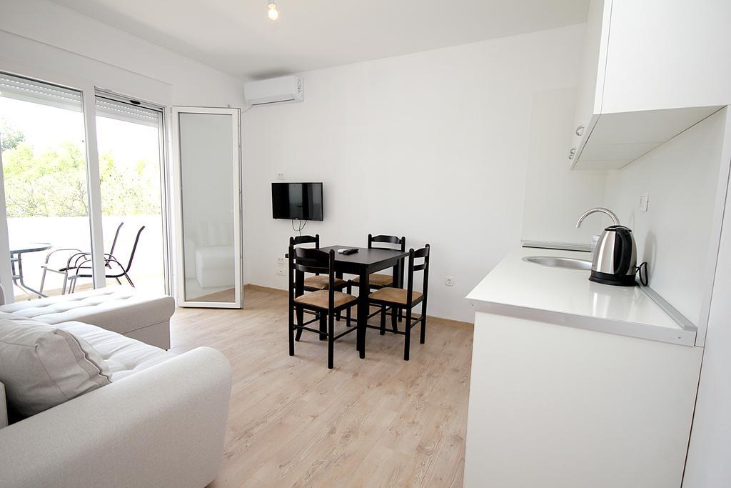 Apartmani Begovic Bar Buitenkant foto